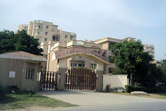 Eldeco Golf View Apartments