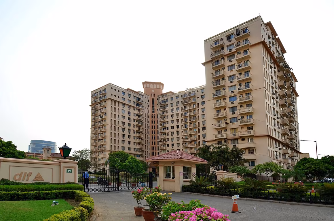 DLF Oakwood Estate
