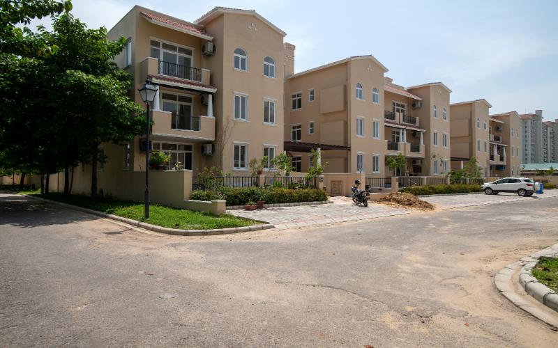 Emaar Emerald Floors Select