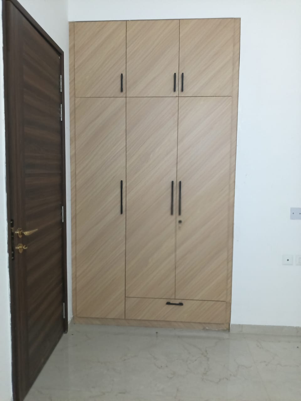 Custom Image 4